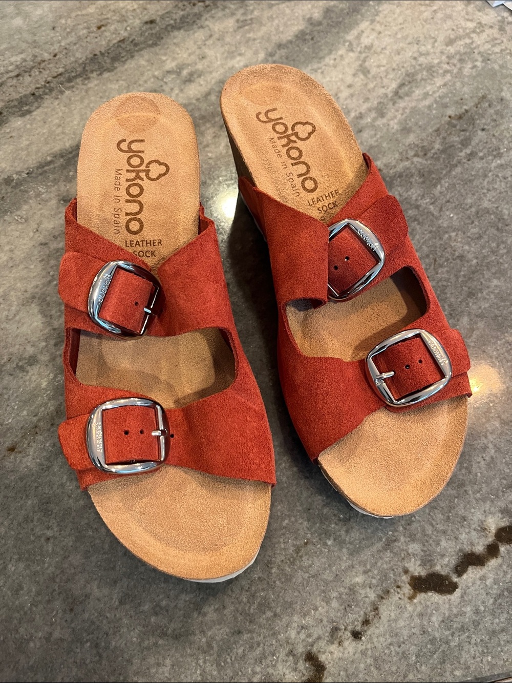 Yokono Women's Rust Suede Double-Buckle Comfort Sandals